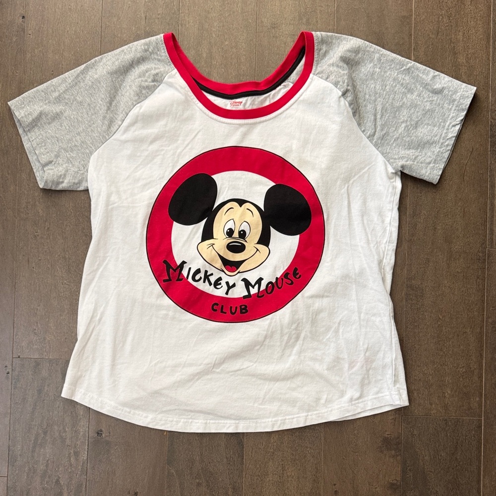 Disney Store Mickey Mouse Club Women’s Large Raglan Graphic T Shirt
